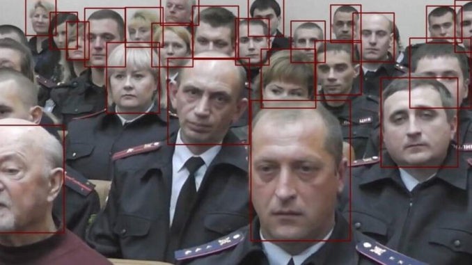 Comment l'Ukraine fait la guerre avec la reconnaissance faciale