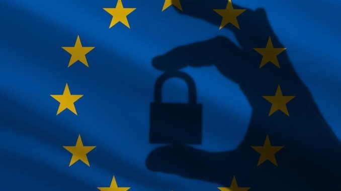 Vers un nouvel accord pour le transfert des données entre l’UE et les États-Unis