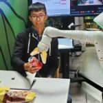 AI giant demos soda-fetching robots